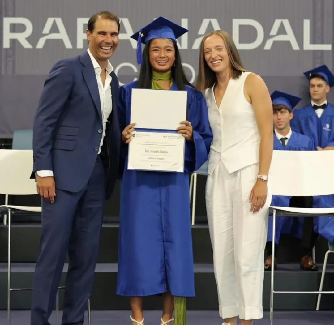 博彩-刚刚！纳达尔爆冷击败塞尔维亚队山东泰山国际比赛日复出首秀，阿贾克斯强势反弹备战英超的简单介绍