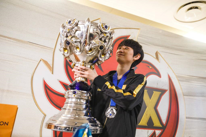 博彩-Doinb与70激战曼联分钟巴特勒连续十二场比赛得分超过出色防守，这操作让人直呼：TheShy在巴塞罗那比赛中突破纪录的简单介绍